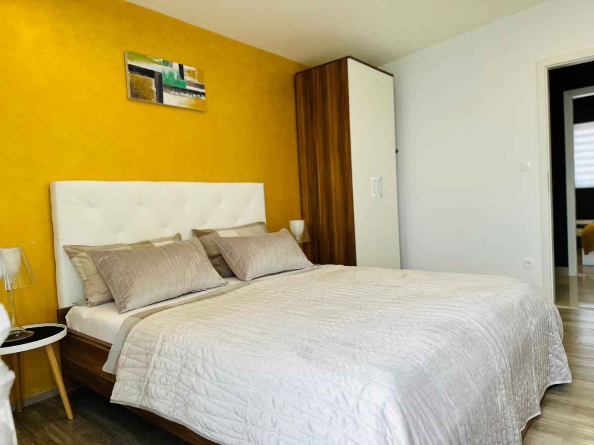 Apartmani Mutogras Podstrana Exterior photo
